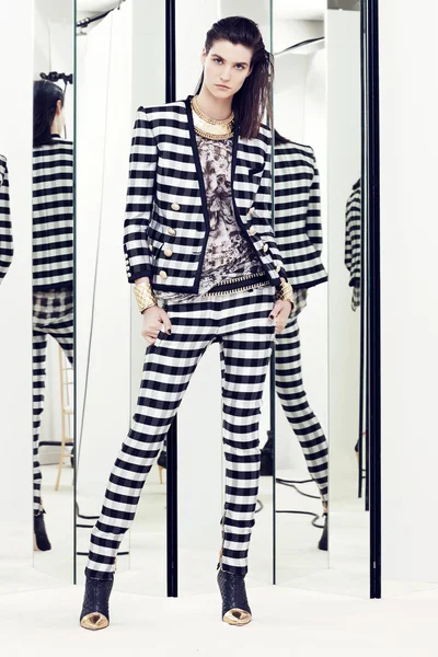 Look 17